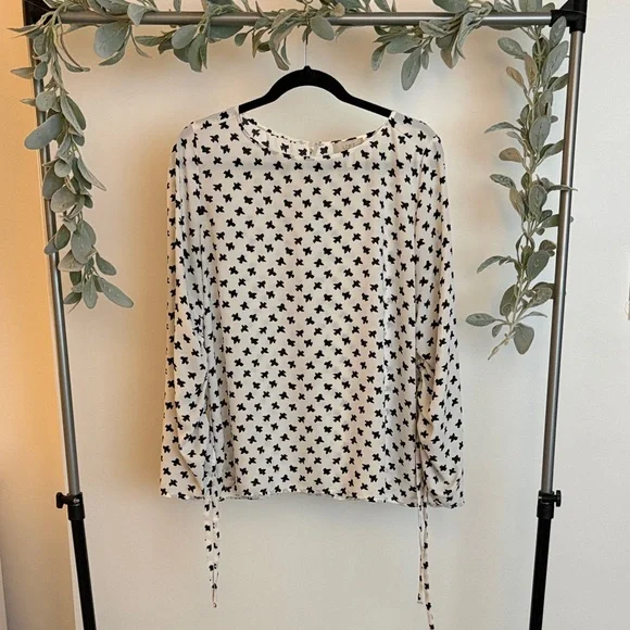 Loft top - Picture 1 of 4